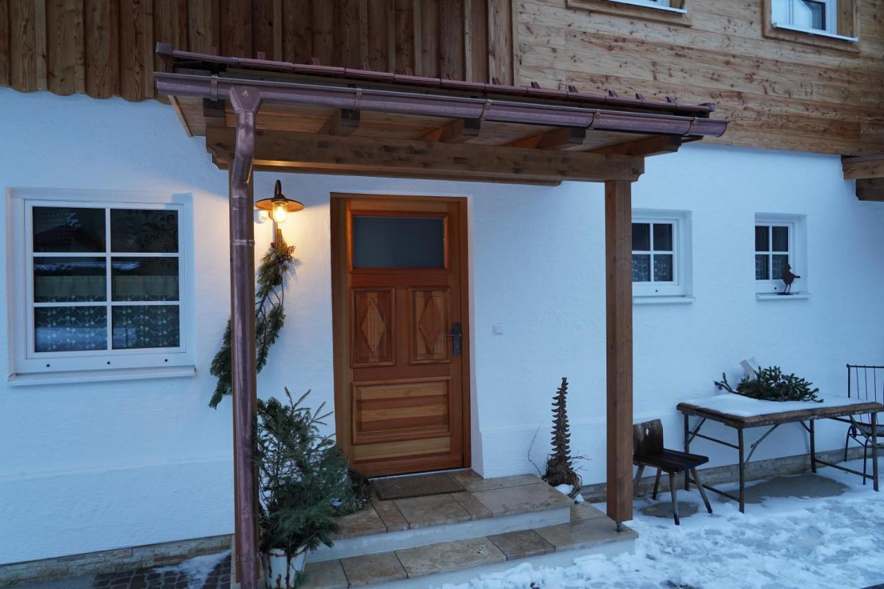 Chalet - Apartment - Mit Liebe Dekoriert Oblarn Buitenkant foto
